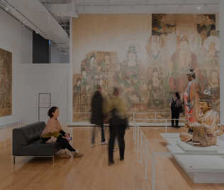 The banner representing ROM with a view of one of the galleries and visitors.