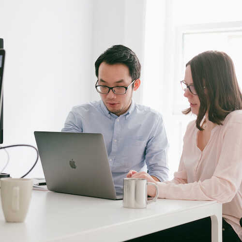 Learning one-on-one at a computer