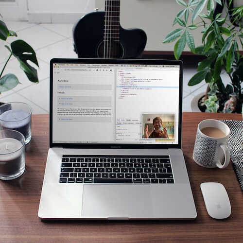 Learning online with a laptop